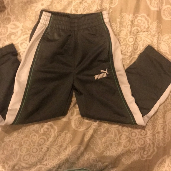 puma track shorts brown